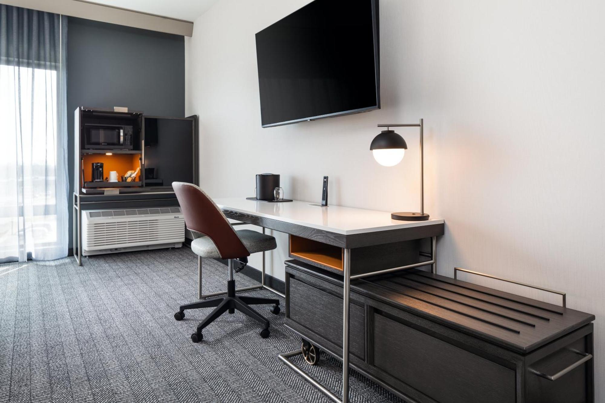 Courtyard By Marriott เบ็ทเทนดอร์ฟ ภายนอก รูปภาพ